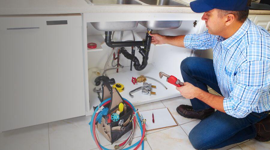 Local expert plumbing services in Presque Isle, MI